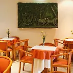 Do Centro Hotel 3*