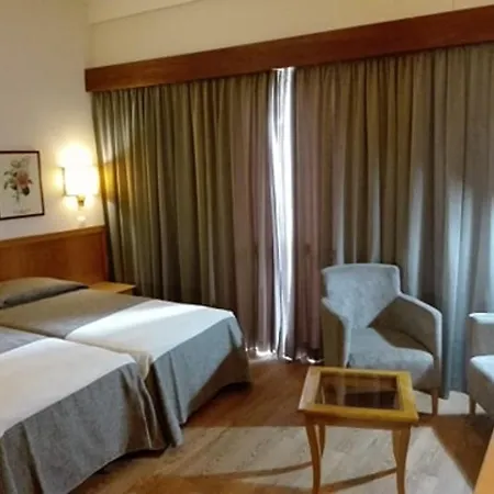 Do Centro Hotel 3*