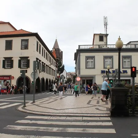 Do Centro 3* Funchal (Madeira)