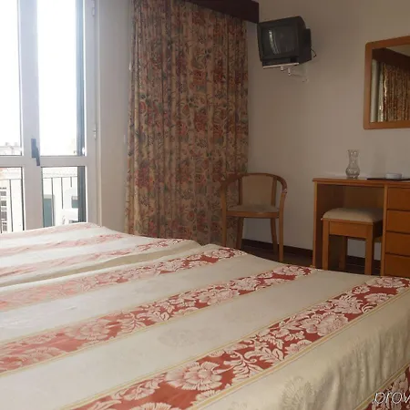 فندق Do Centro 3*