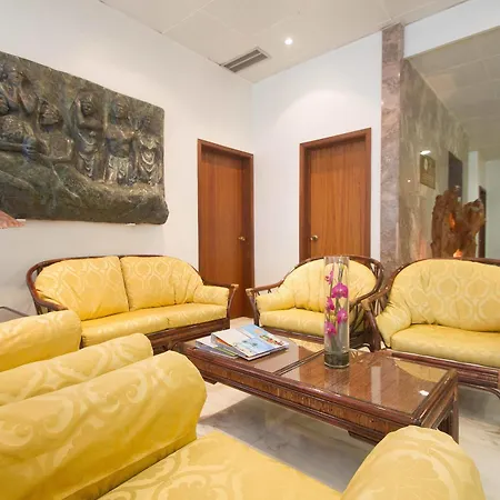 Do Centro Hotel 3*