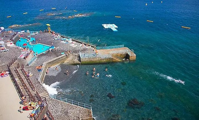 Do Centro 3* Funchal (Madeira)