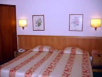Do Centro Ξενοδοχείο 3*