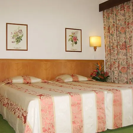 מלון Do Centro פונשל